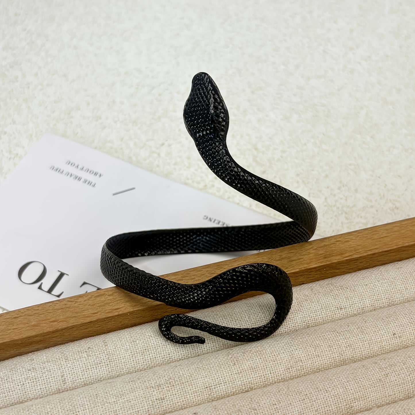 One Bracelet + One Ring/Cute Snake Jumping Bracelet and Ring Set Suitable for Women's Parties and Festivals